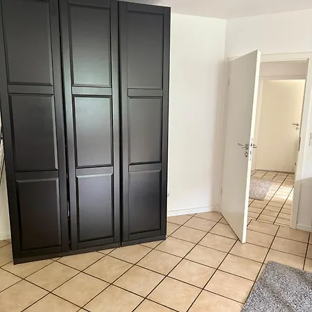 Spacious 3-bed Wifi, Netflix, Self Check-in Appartement *