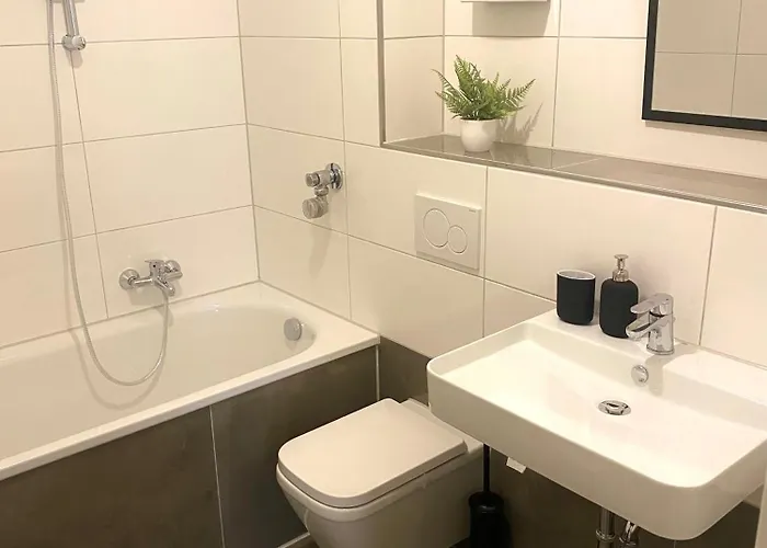 Appartement Spacious 3-bed Wifi, Netflix, Self Check-in Wuppertal