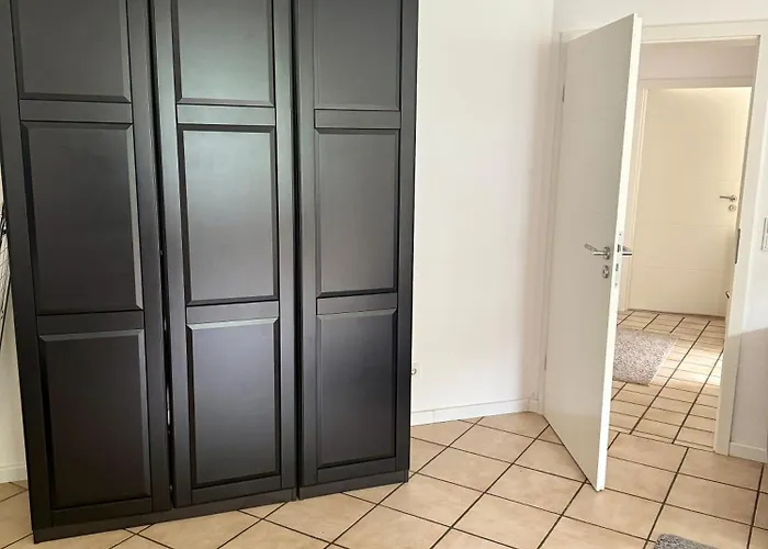 Spacious 3-bed Wifi, Netflix, Self Check-in Lejlighed *